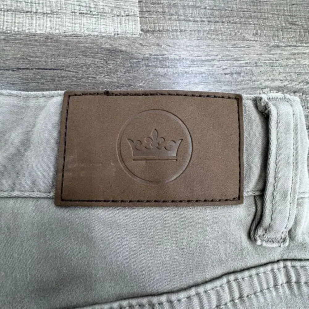 Peter Millar Ultimate Sateen 5 Pocket Pants Men's 33x26 Khaki‎ Brown Stretch - Picture 5 of 8